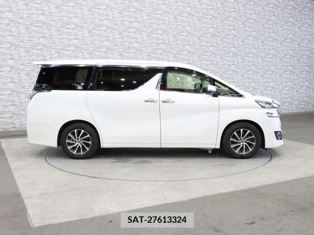 Toyota VELLFIRE 2015-12 369682-11