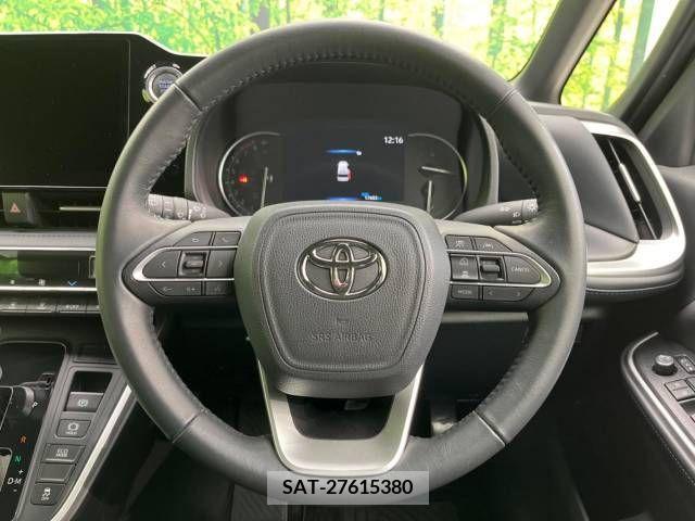 Toyota VOXY 2022-07 209437-12
