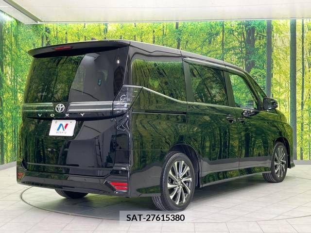Toyota VOXY 2022-07 209437-18