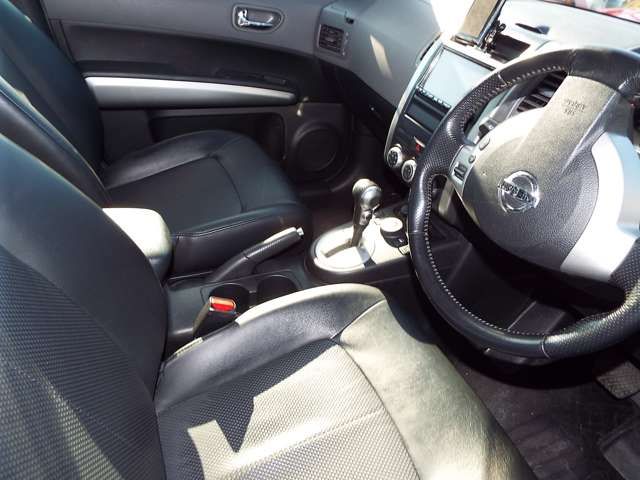 Nissan X-TRAIL 2009-12 185521-9