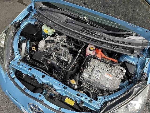 Toyota AQUA 2013-03 186737-19