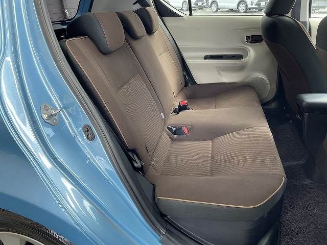 Toyota AQUA 2013-03 186737-9