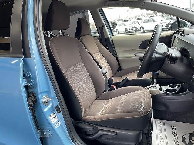 Toyota AQUA 2013-03 186737-8