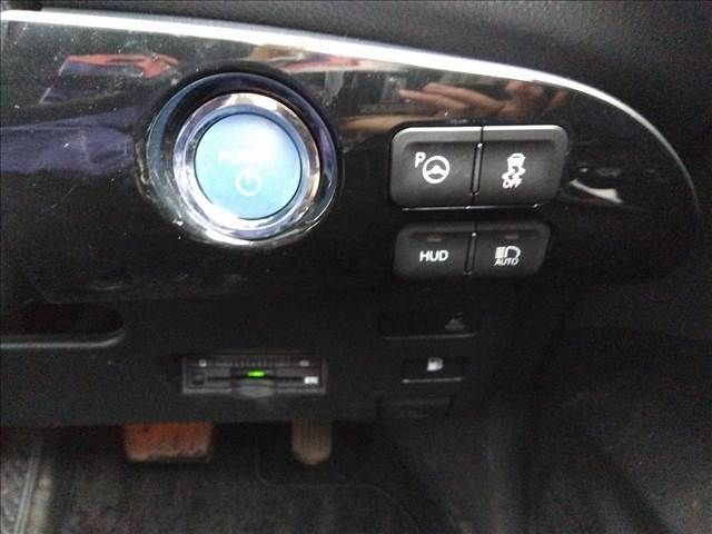 Toyota PRIUS 2016-07 189857-17