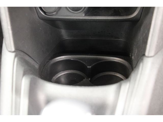 Peugeot 208 2019-02 23039-11