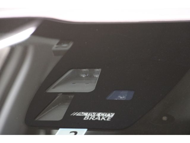 Peugeot 208 2019-02 23039-19