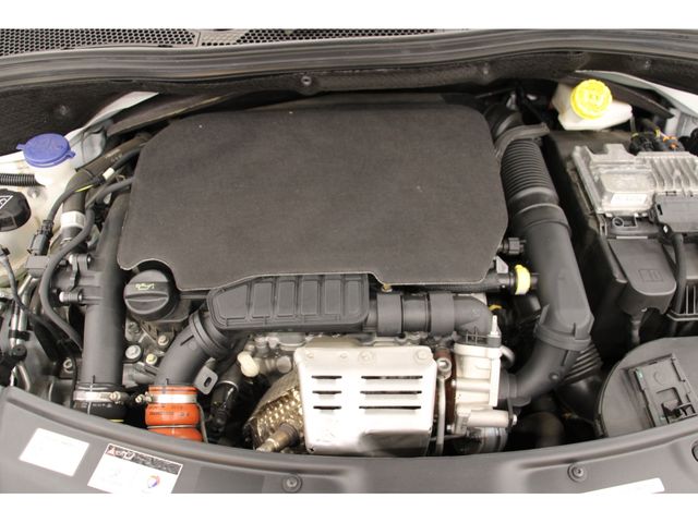 Peugeot 208 2019-02 23039-29