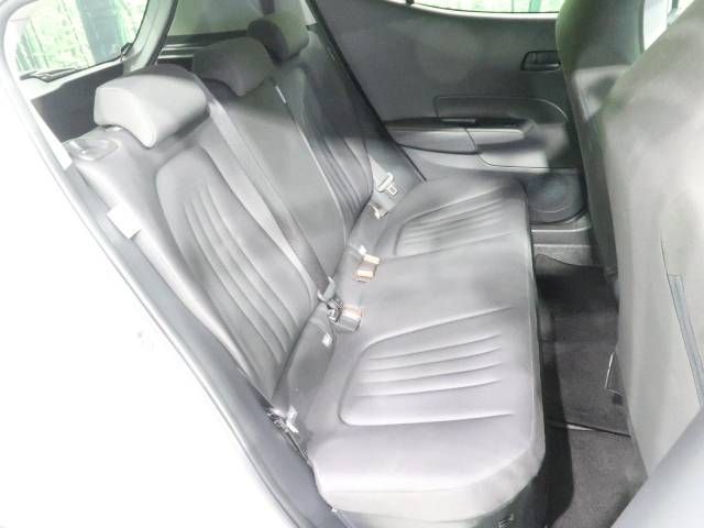 Toyota AQUA 2021-09 192237-9