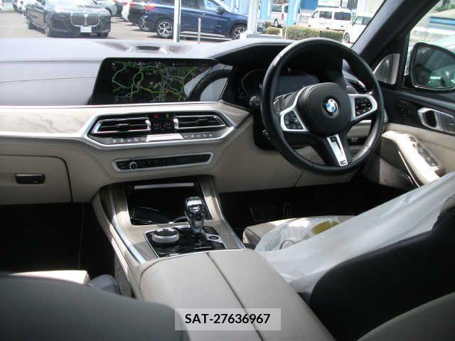 Bmw X7 2022-03 333756-1
