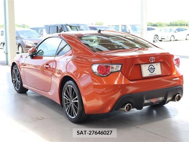 Toyota 86 2013-02 342225-23