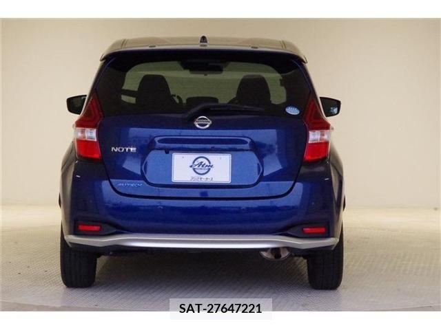 Nissan NOTE 2018-10 372690-22