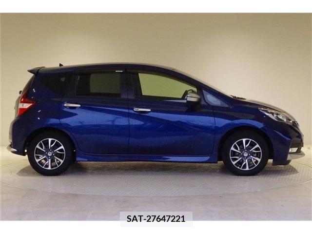 Nissan NOTE 2018-10 372690-21