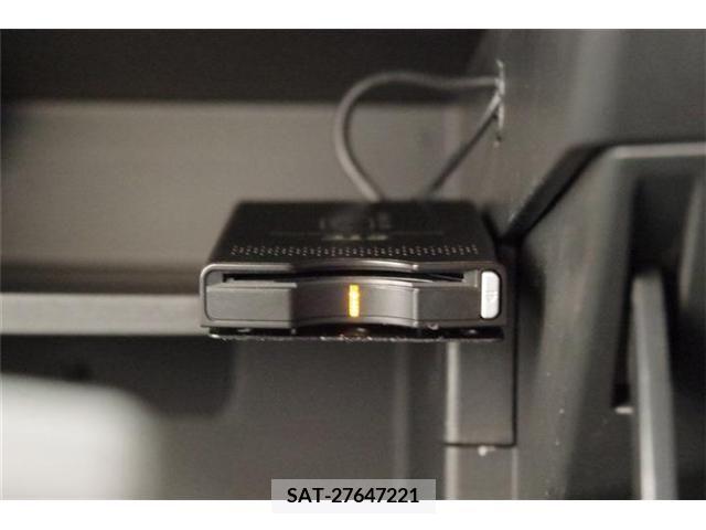 Nissan NOTE 2018-10 372690-4