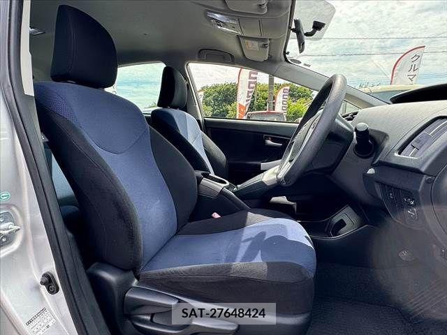 Toyota PRIUS 2013-09 376044-15