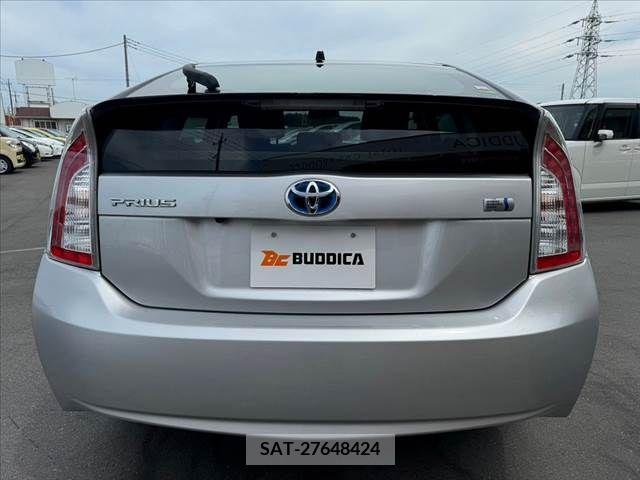 Toyota PRIUS 2013-09 376044-13