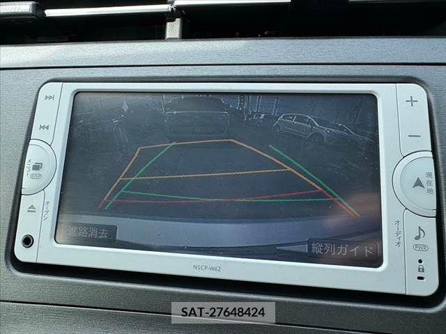 Toyota PRIUS 2013-09 376044-4