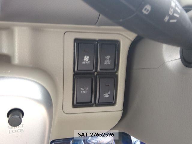 Suzuki EVERY WAGON 2022-05 301723-14
