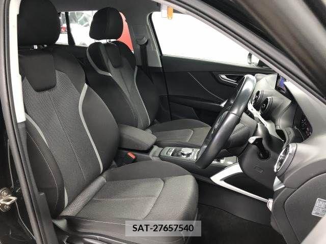 Audi Q2 2018-10 292758-4