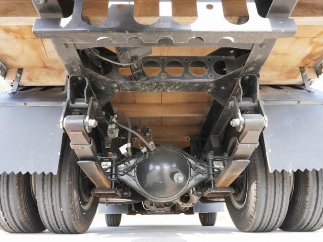 Mazda TITAN 2018-10 28698-4