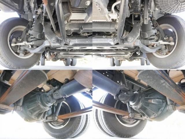 Mazda TITAN 2018-10 28698-29