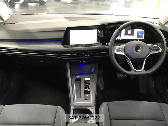 VolksWagen GOLF 2021-08 320368-2