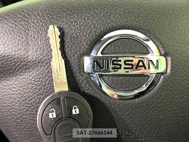Nissan MARCH 2022-01 253459-5