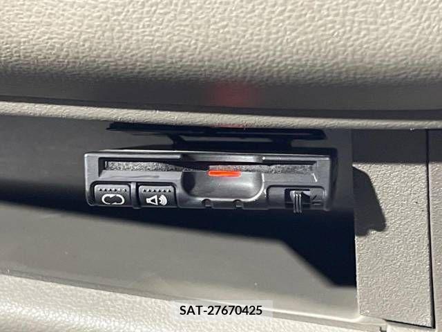 Nissan MARCH 2013-12 276228-4