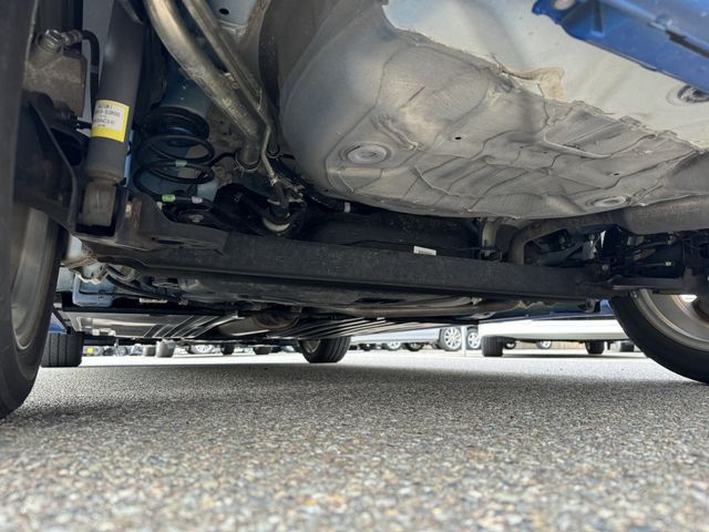Suzuki SWIFT 2017-01 193689-28