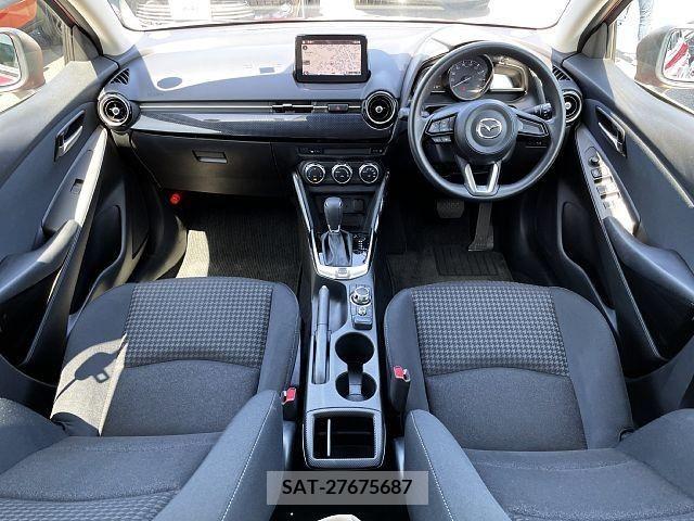 Mazda DEMIO 2018-01 296559-1