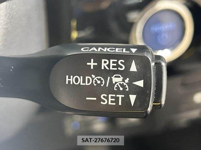 Toyota PRIUS PHV 2017-06 283534-4