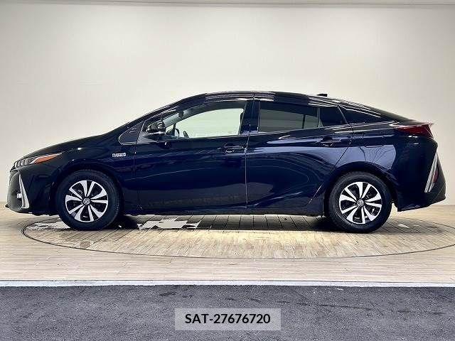 Toyota PRIUS PHV 2017-06 283534-13