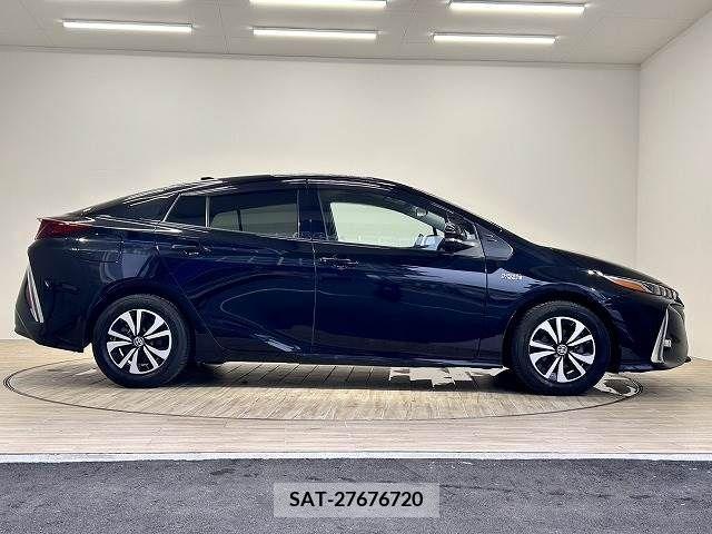 Toyota PRIUS PHV 2017-06 283534-14