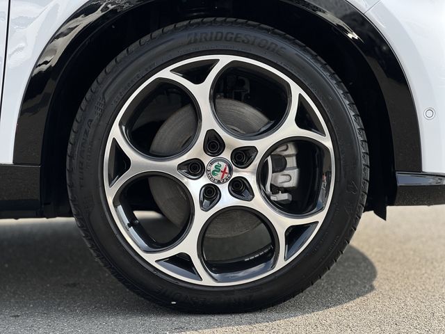 ALFA ROMEO Tonale 2023-03 191821-26