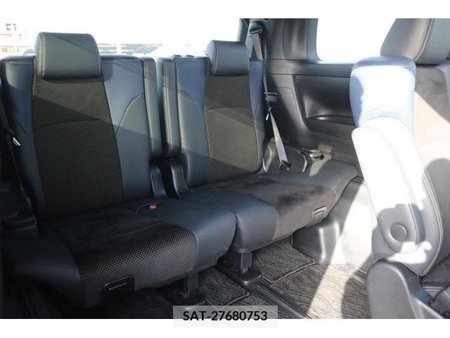 Toyota VELLFIRE 2016-10 236681-15