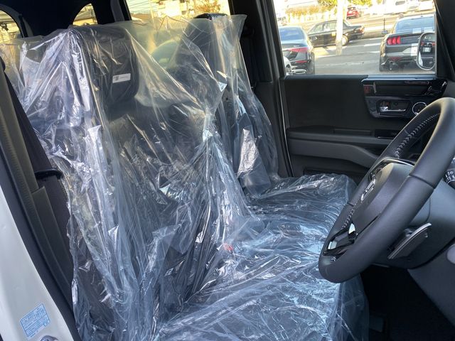 Honda N BOX CUSTOM 2023-09 8920-10