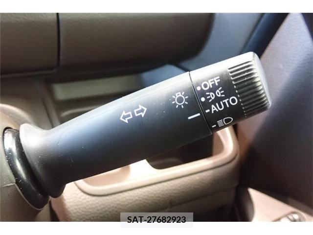 Honda N BOX 2022-06 278537-19