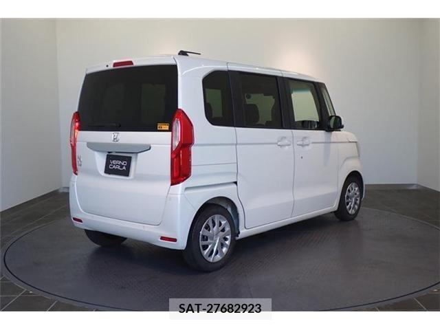 Honda N BOX 2022-06 278537-3