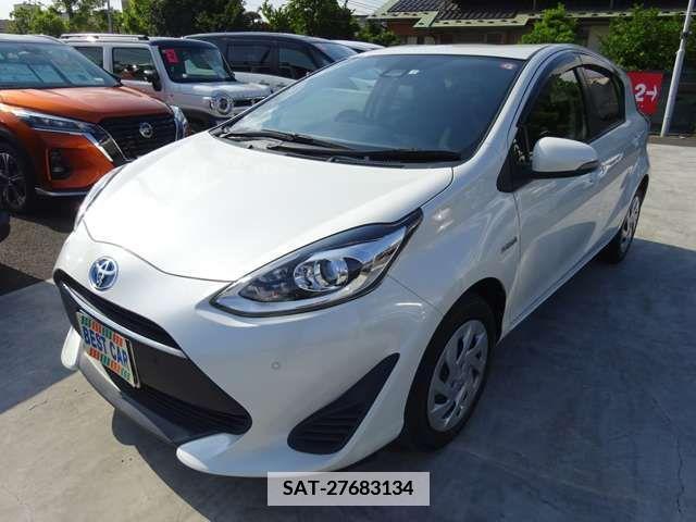 Toyota AQUA 2018-05 380870-5