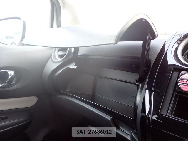 Nissan NOTE 2019-02 305470-17