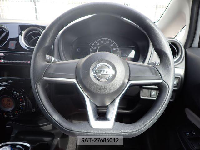 Nissan NOTE 2019-02 305470-11