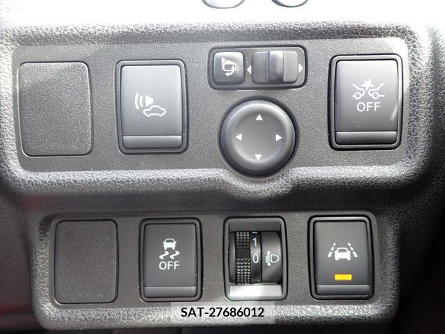 Nissan NOTE 2019-02 305470-8