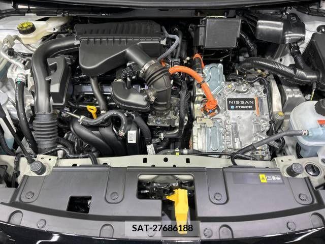 Nissan AURA 2023-06 225622-18