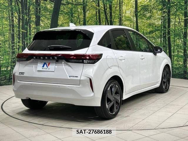 Nissan AURA 2023-06 225622-17