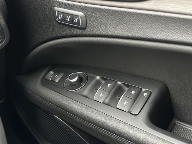 ALFA ROMEO STELVIO 2022-09 27713-14
