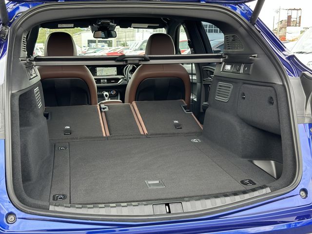ALFA ROMEO STELVIO 2022-09 27713-20