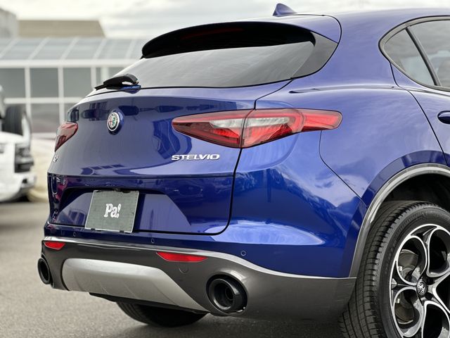 ALFA ROMEO STELVIO 2022-09 27713-24