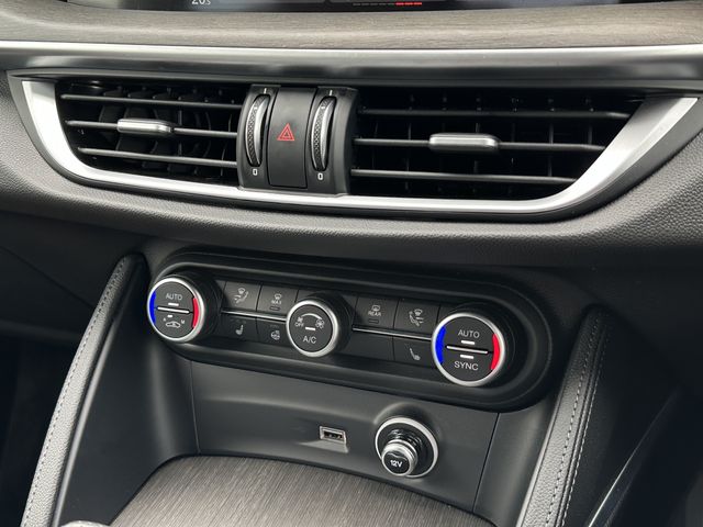 ALFA ROMEO STELVIO 2022-09 27713-8