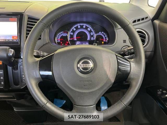Nissan ROOX 2012-05 276125-11