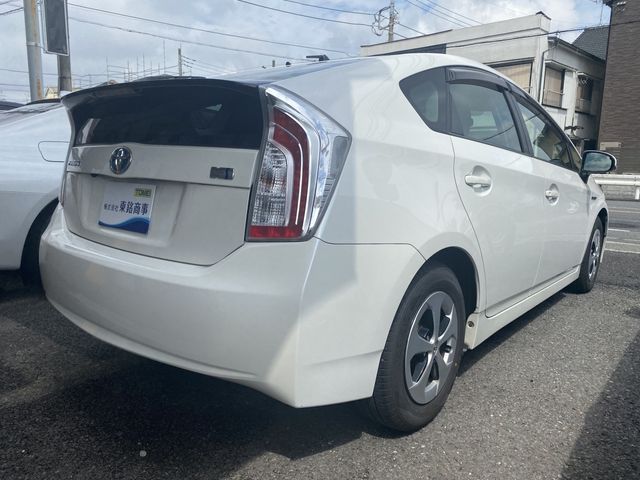 Toyota PRIUS 2012-05 21922-2