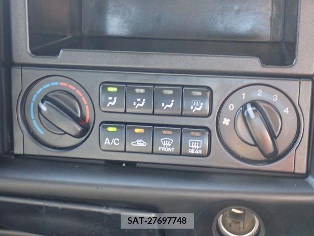 Mazda BONGO VAN 2017-12 238807-10